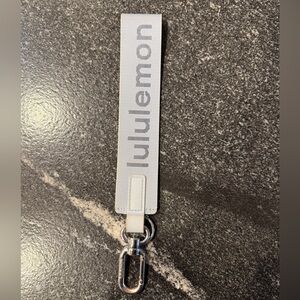 lululemon never lost keychain
